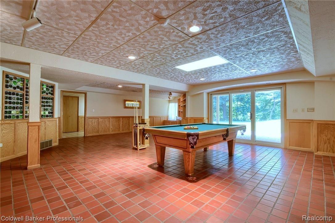 18878 Hannan Road New Boston, MI 48164 - Photo 30 of 42 030-Finished_Lower_Level_2nd_View.jpg