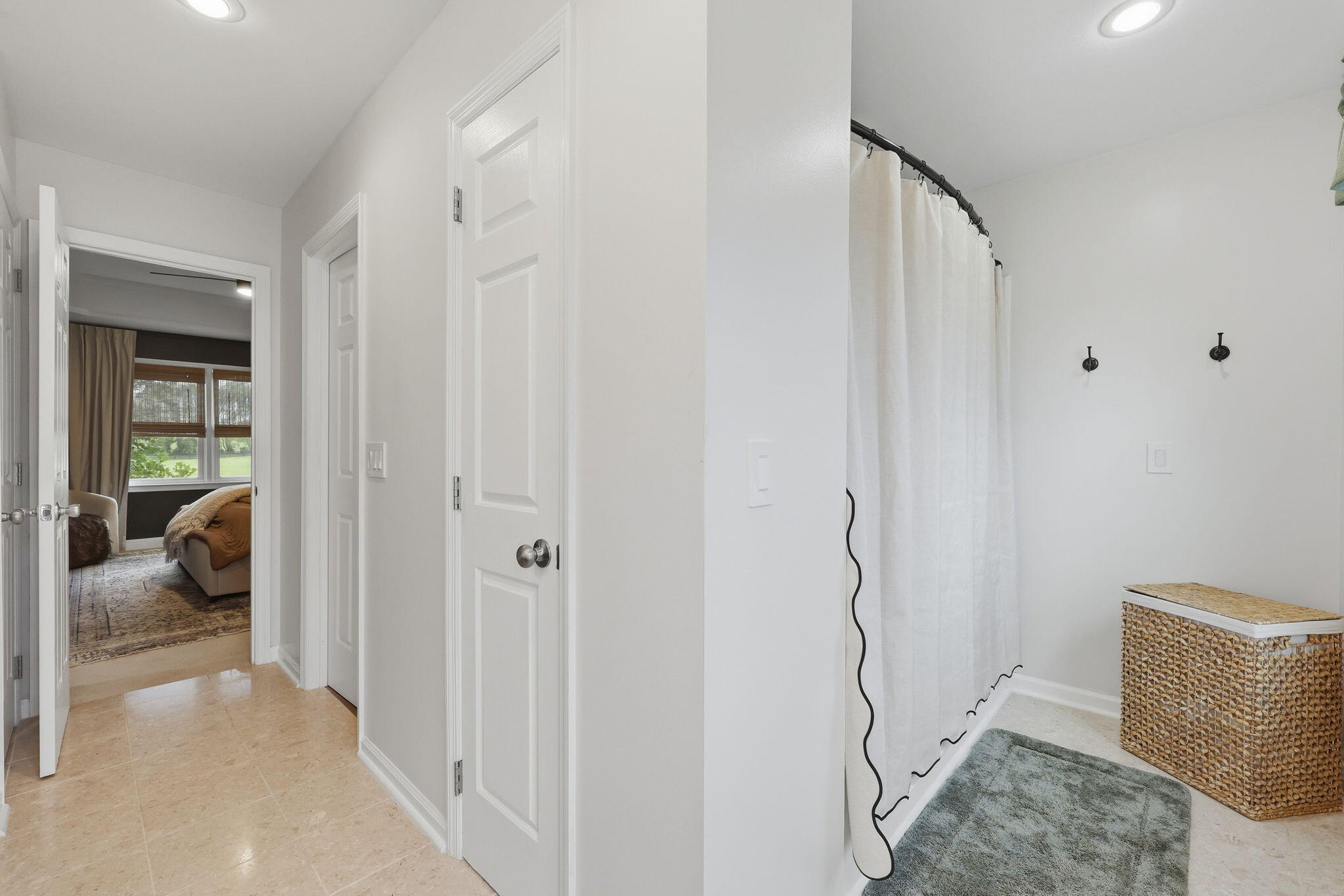 1255 The Ridings Winchester, KY 40391 - Photo 34 of 66 Primary Bath