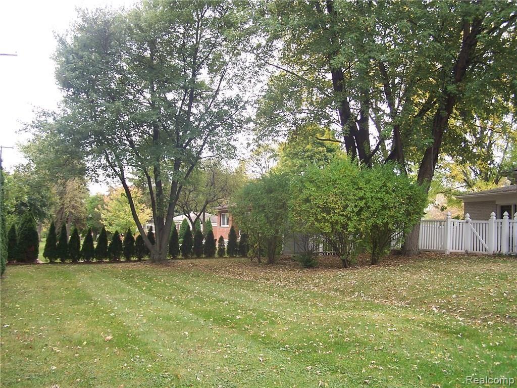28368 Farmington Road Farmington Hills, MI 48334 - Photo 15 of 20