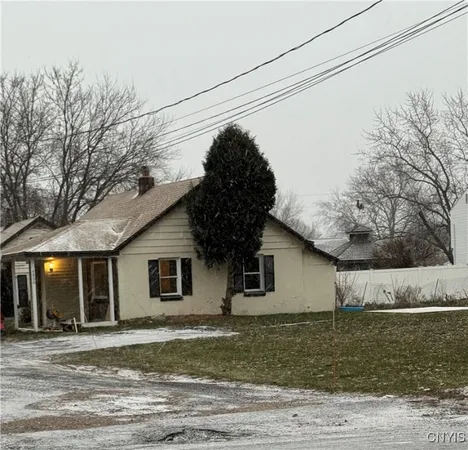 $1,600 | 4900 Bear Road, Clay, NY 13088