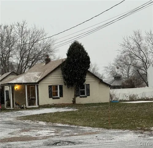 $1,600 | 4900 Bear Road, Clay, NY 13088