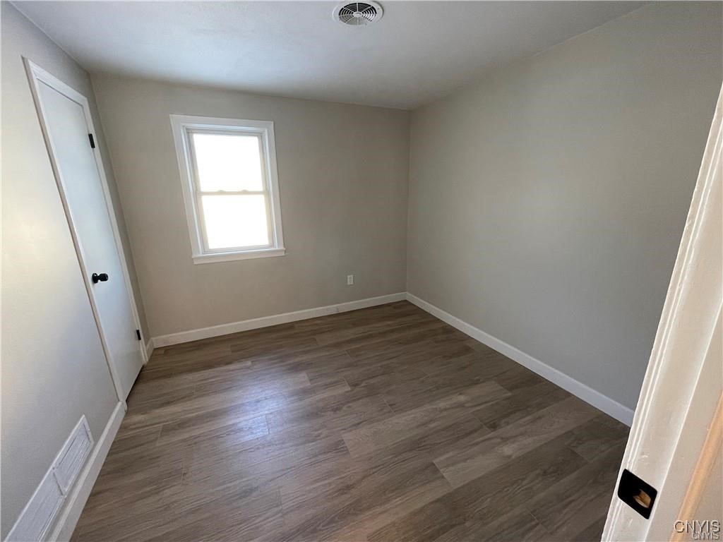 4900 Bear Road Clay, NY 13088 - Photo 14 of 22