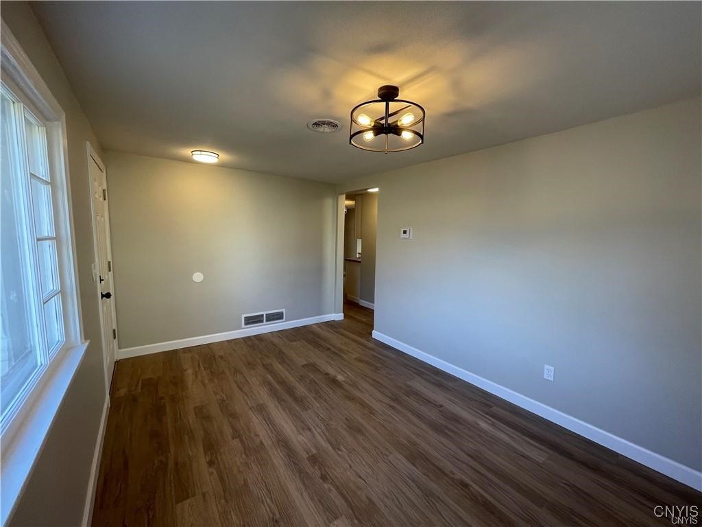 4900 Bear Road Clay, NY 13088 - Photo 4 of 22