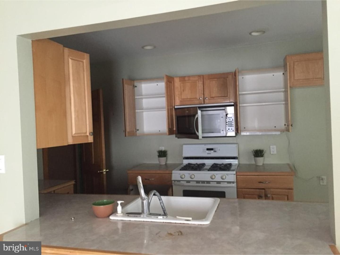 322 Lemonte Street Philadelphia, PA 19128 - Photo 6 of 11