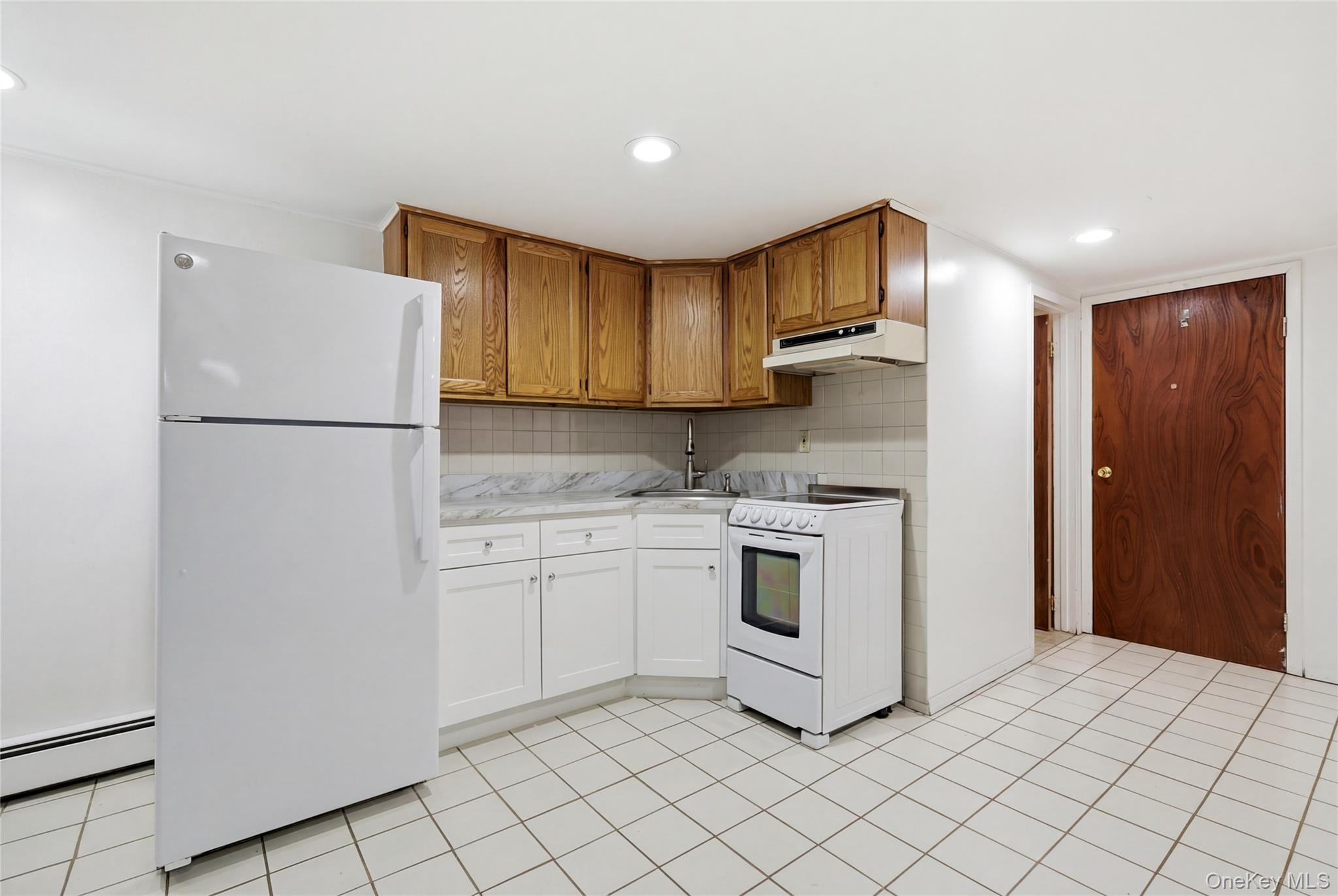 32 46th Street Islip, NY 11751 - Photo 20 of 43