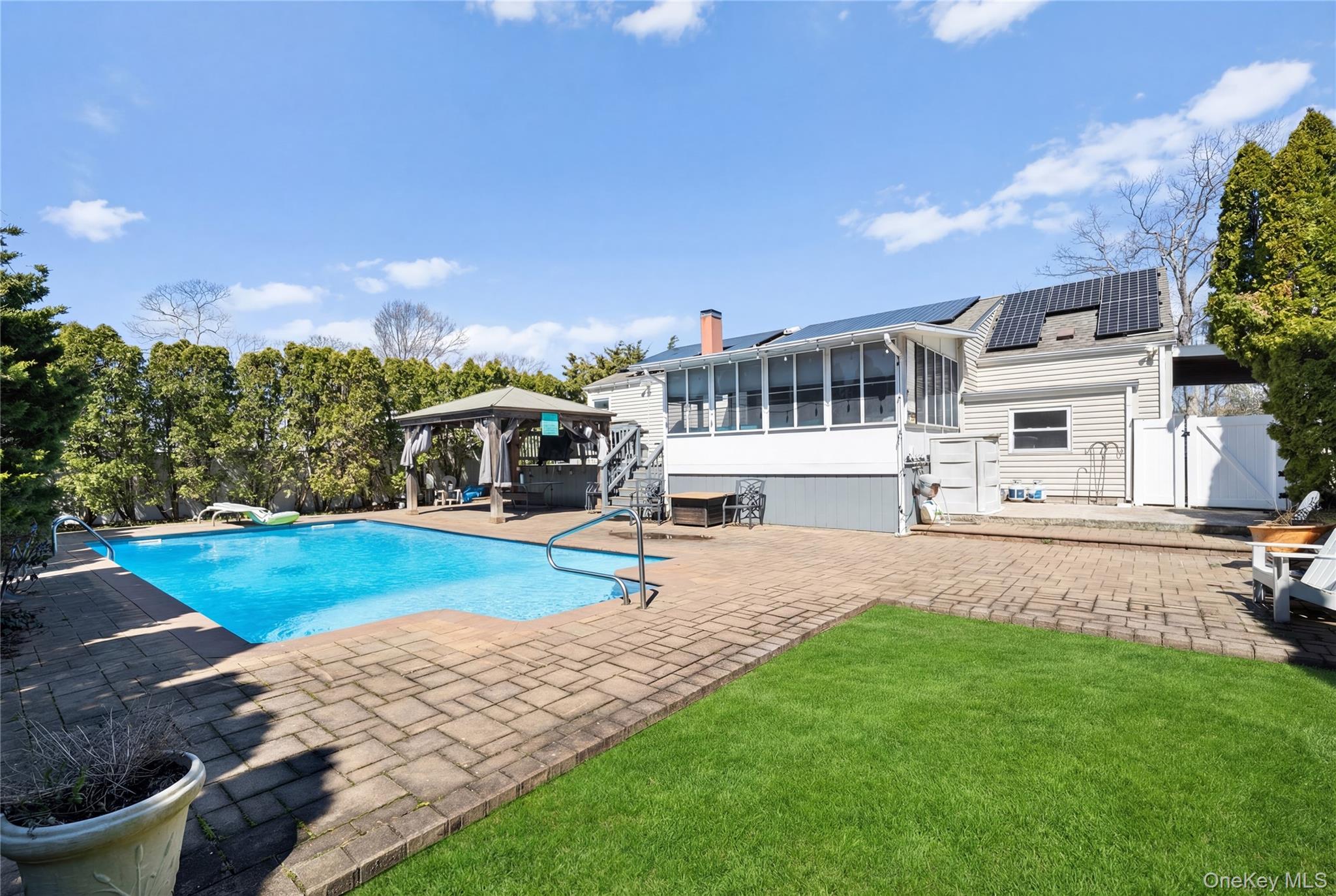 32 46th Street Islip, NY 11751 - Photo 28 of 43