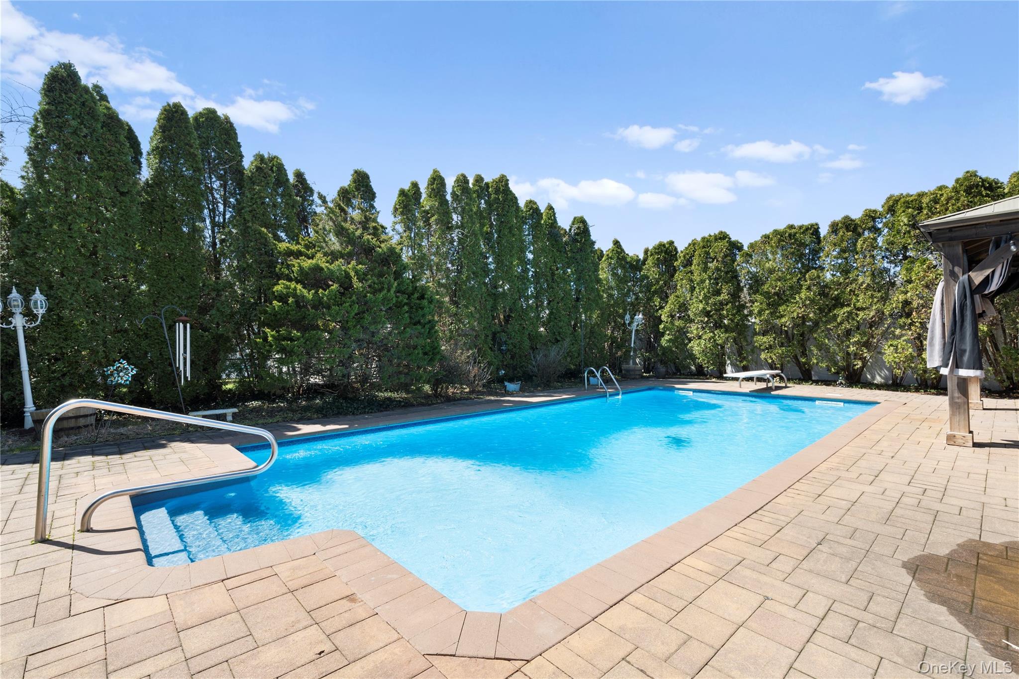 32 46th Street Islip, NY 11751 - Photo 33 of 43