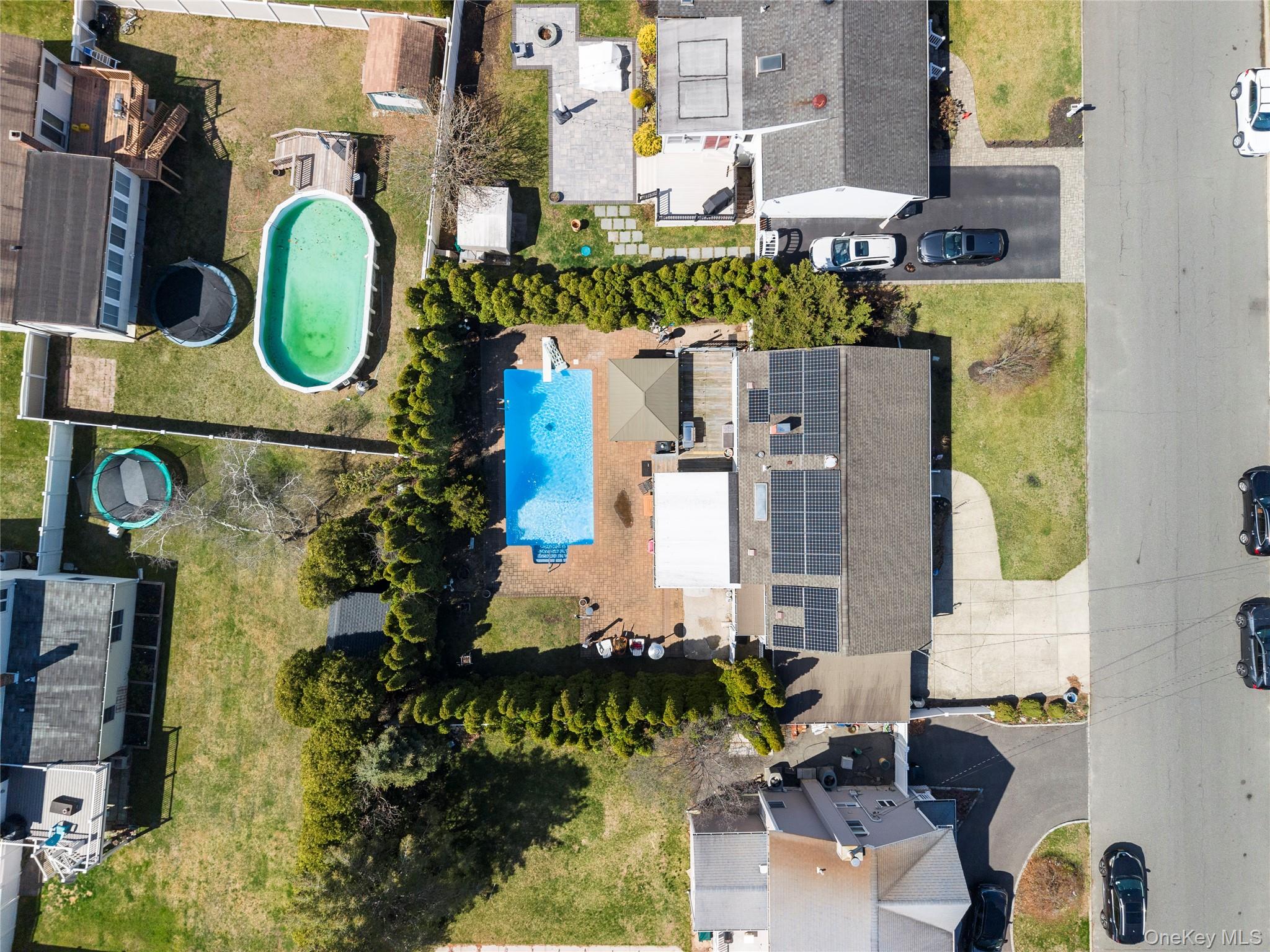 32 46th Street Islip, NY 11751 - Photo 37 of 43