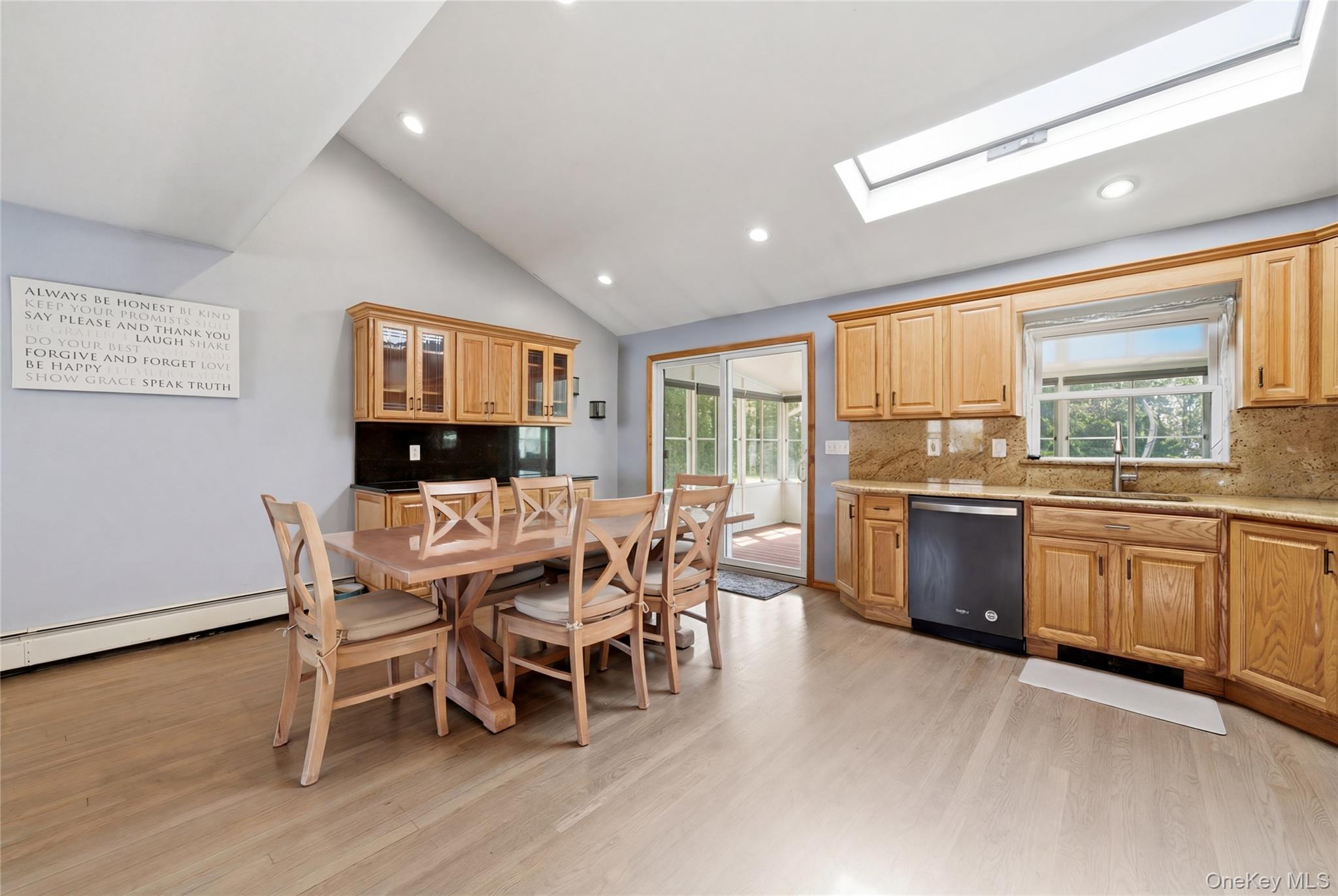 32 46th Street Islip, NY 11751 - Photo 9 of 43