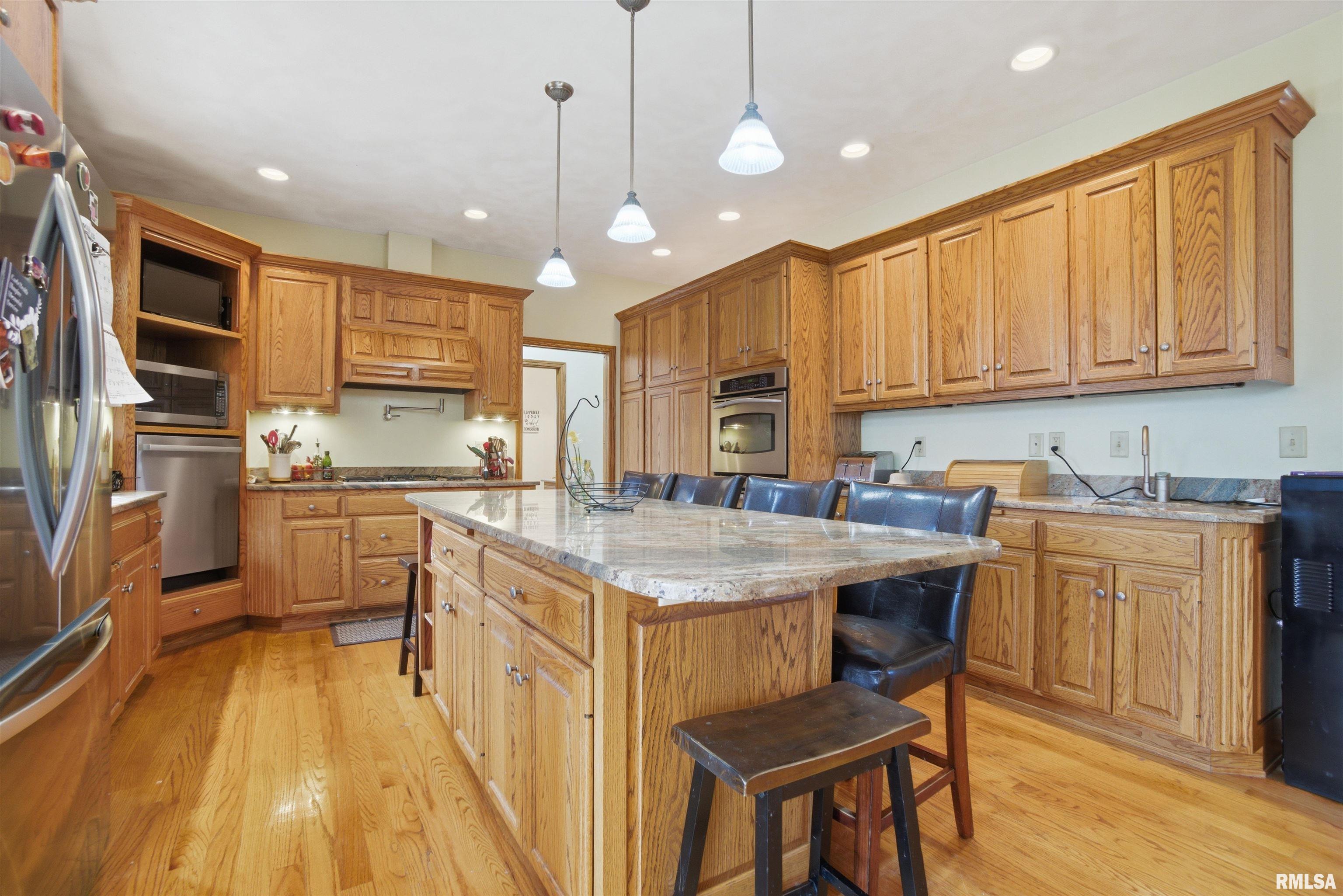 1714 Oak Ridge Washington, IL 61571 - Photo 29 of 81 Gallery Image 29