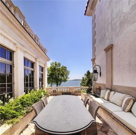 $10,000,000 | 1405 Big Eddy Court, Columbus, GA 31904