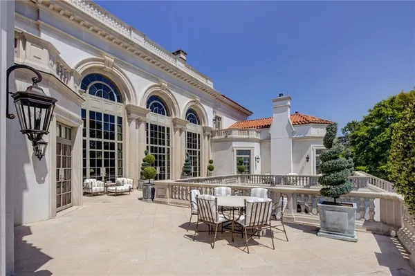 $10,000,000 | 1405 Big Eddy Court, Columbus, GA 31904