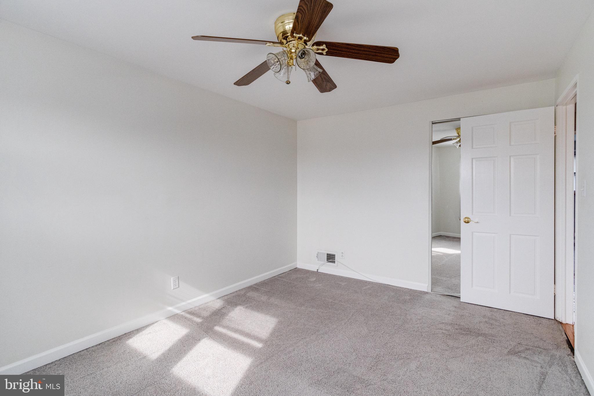 7852 Kentley Road Baltimore, MD 21222 - Photo 25 of 54