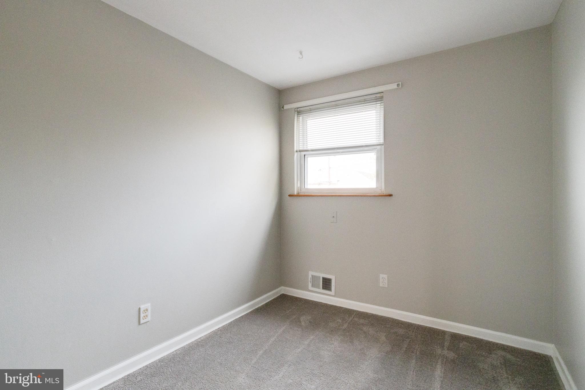 7852 Kentley Road Baltimore, MD 21222 - Photo 26 of 54