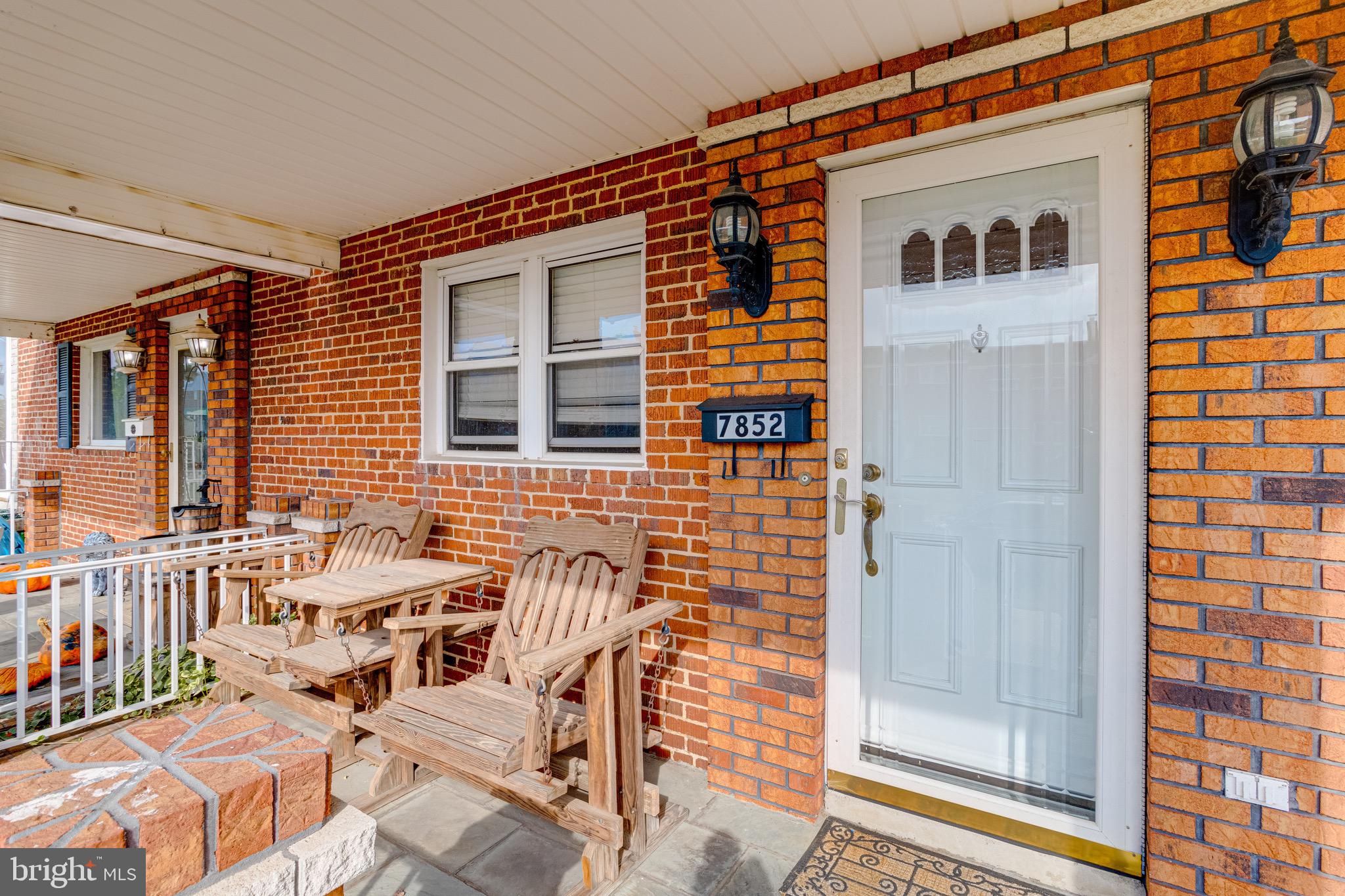 7852 Kentley Road Baltimore, MD 21222 - Photo 4 of 54