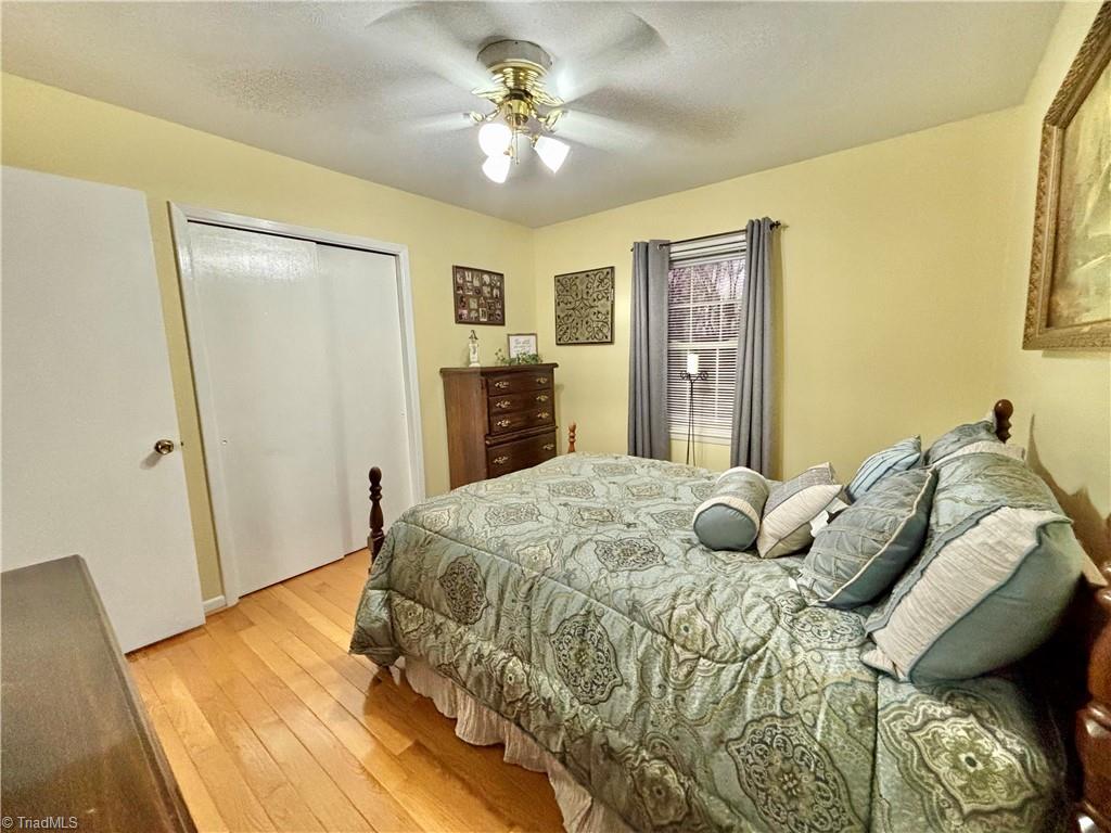 637 Pine Ridge Road Mount Airy, NC 27030 - Photo 20 of 43 2nd Bedroom