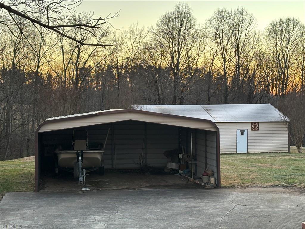 637 Pine Ridge Road Mount Airy, NC 27030 - Photo 28 of 43