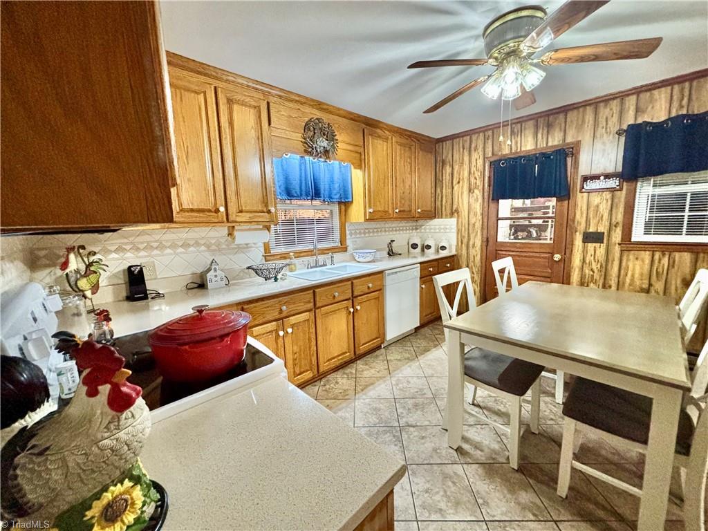 637 Pine Ridge Road Mount Airy, NC 27030 - Photo 6 of 43