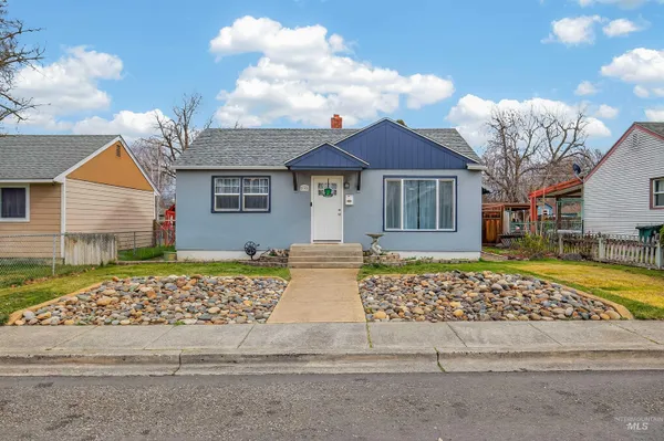 $335,000 | 835 12th Street, Clarkston, WA 99403