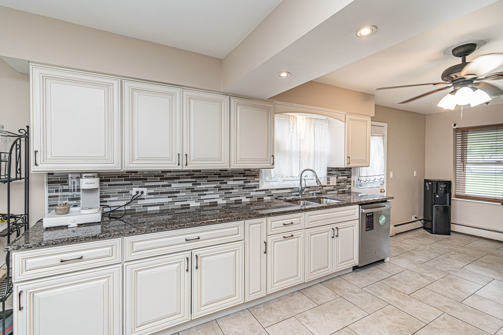 25580 West Ivanhoe Road Wauconda, IL 60084 - Photo 4 of 26 Gallery Image 4