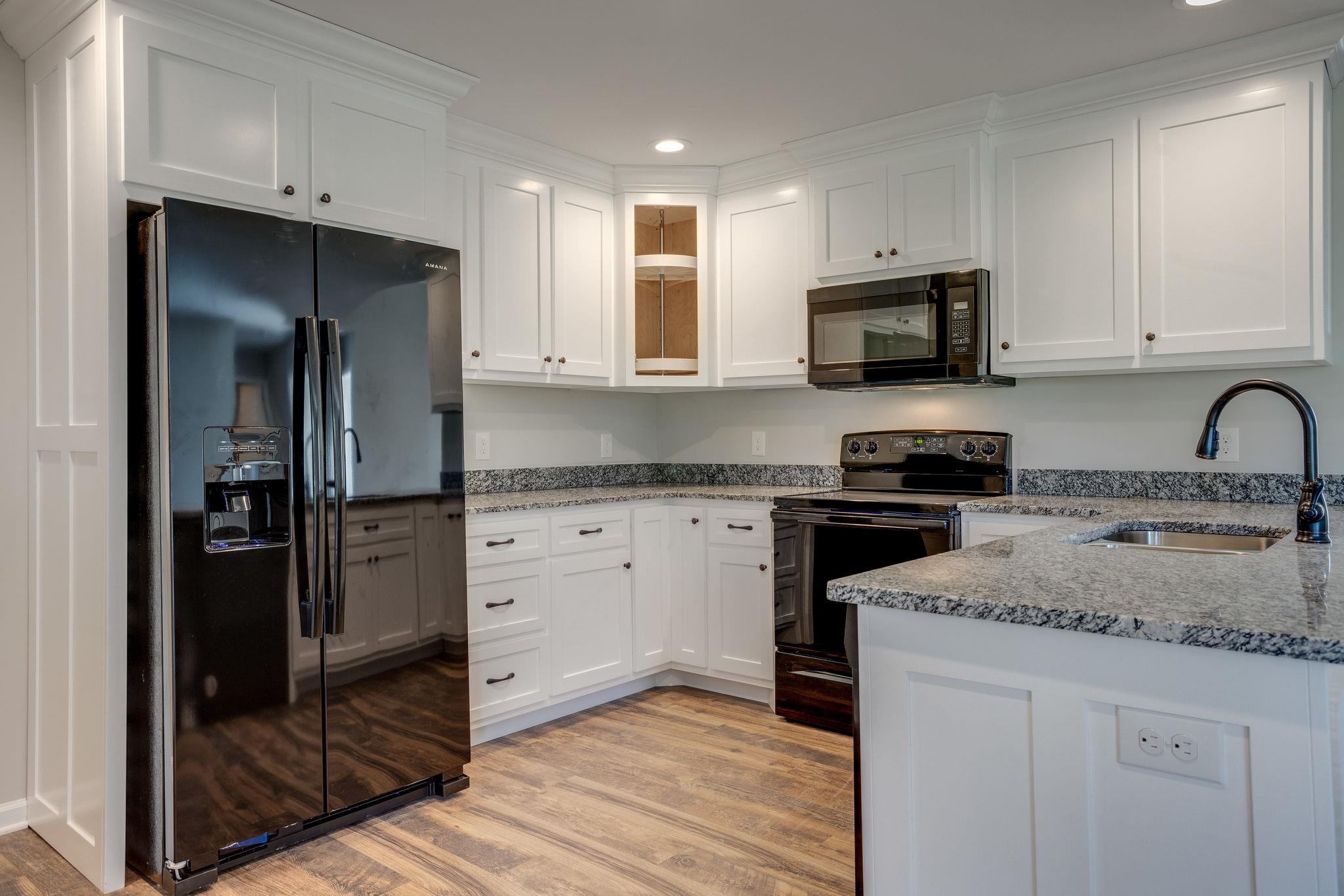 93 Alexander Springs Road Summertown, TN 38483 - Photo 14 of 30 Gallery Image 14