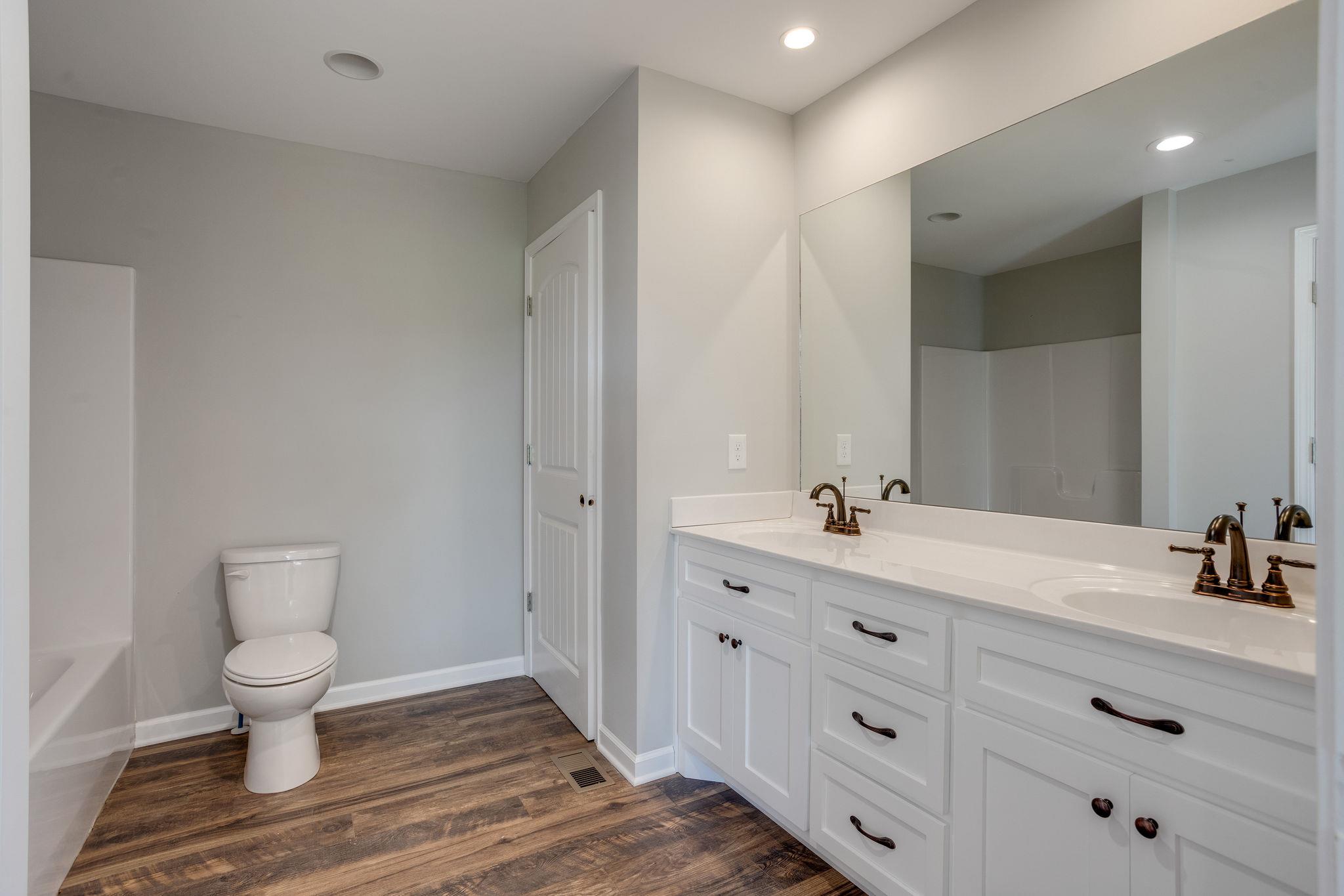93 Alexander Springs Road Summertown, TN 38483 - Photo 21 of 30 Gallery Image 21