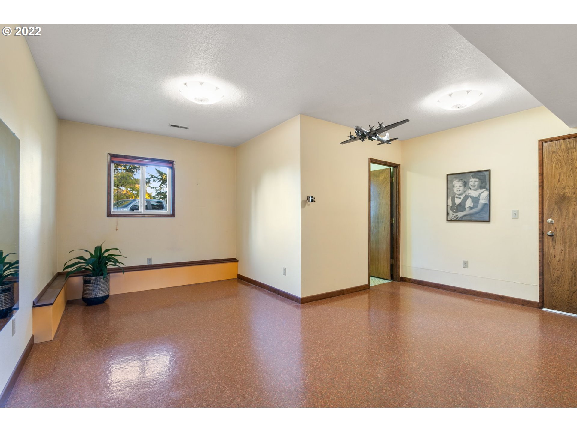 10947 Beutel Road Oregon City, OR 97045 - Photo 22 of 30 Gallery Image 22