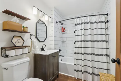 $415,000 | 108 Grove Avenue, Genoa City, WI 53128