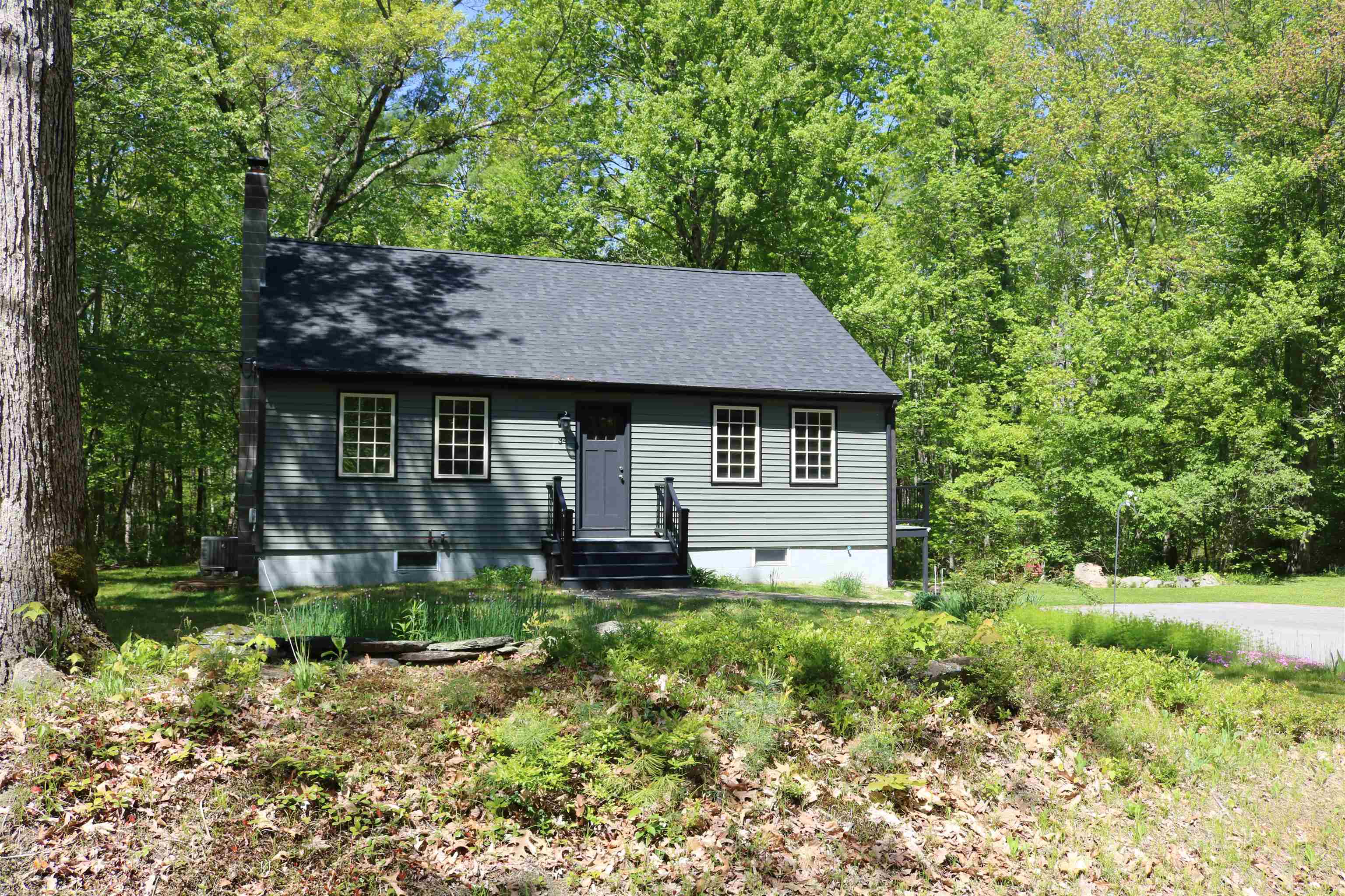 34 Brooks Road Barrington, NH 03825 - Photo 3 of 42