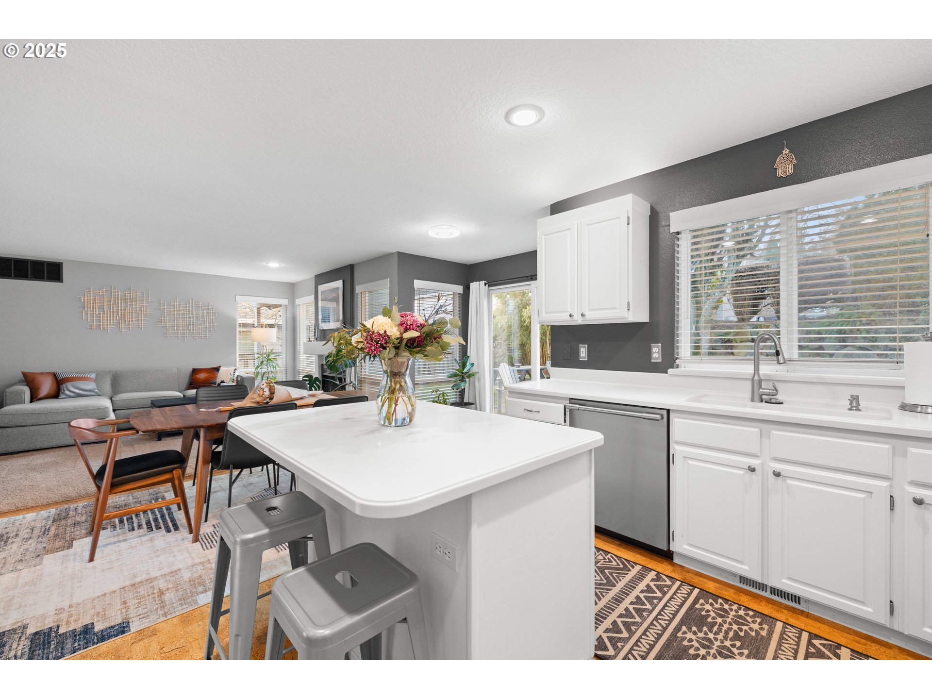 11305 Southwest Pintail Loop Beaverton, OR 97007 - Photo 13 of 37 Gallery Image 13