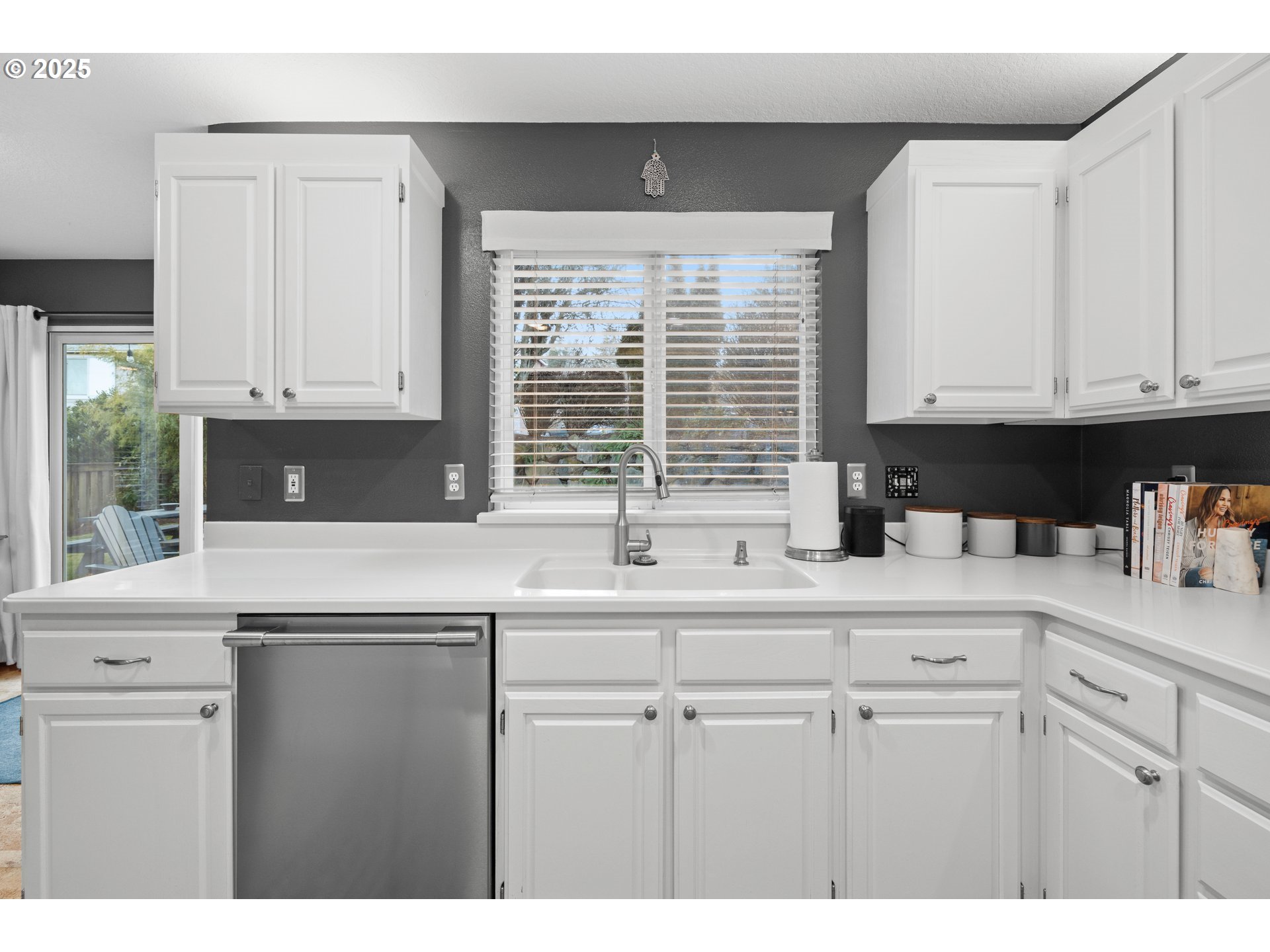 11305 Southwest Pintail Loop Beaverton, OR 97007 - Photo 14 of 37 Gallery Image 14