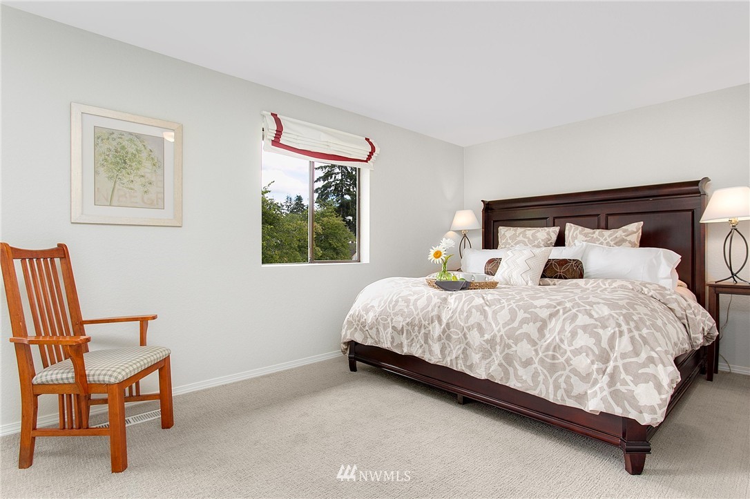 11103 Northeast 174th Street Bothell, WA 98011 - Photo 13 of 25 Gallery Image 13