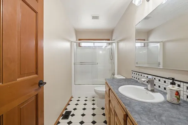 $965,000 | 8715 West Antler Road, Deer Park, WA 99006