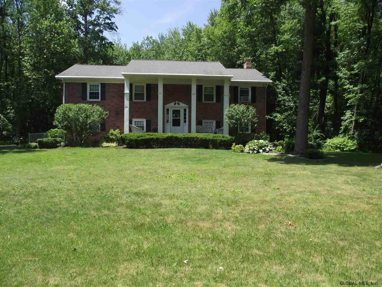 893 Randall Road Niskayuna, NY 12309 - Photo 1 of 23 Photo 1