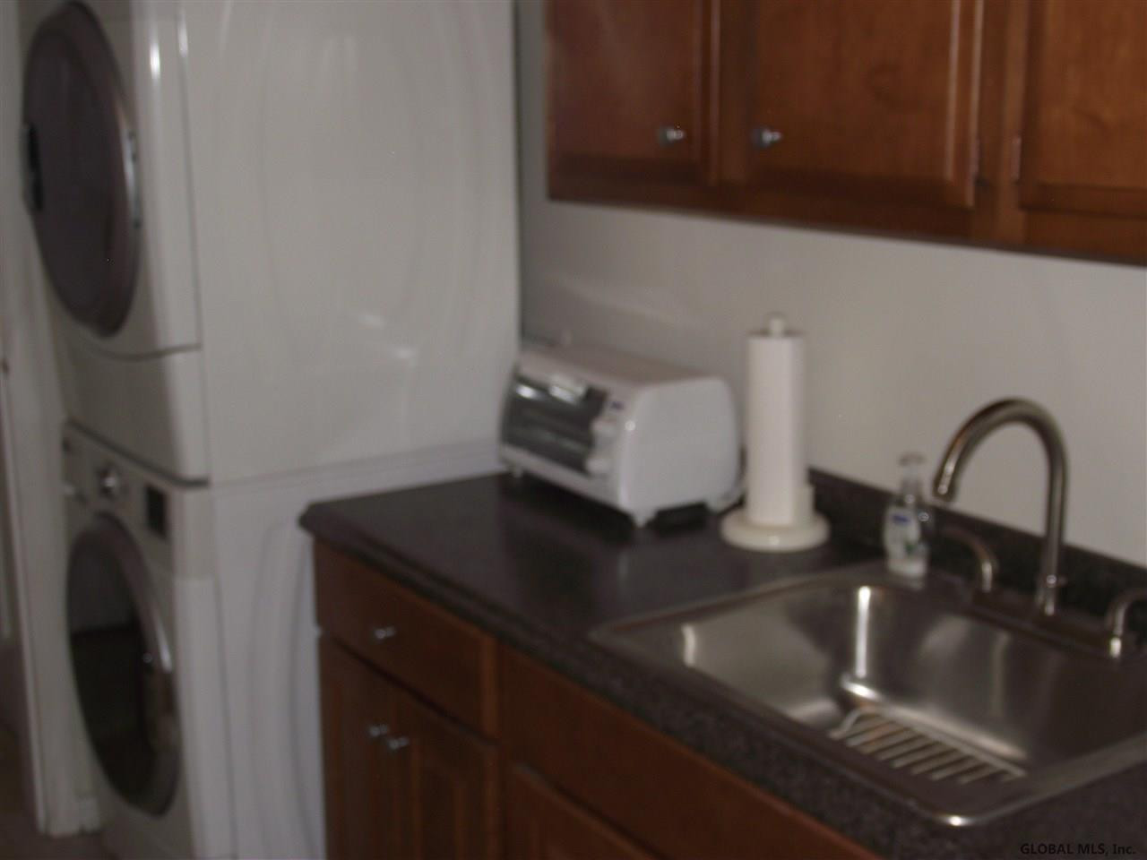 893 Randall Road Niskayuna, NY 12309 - Photo 16 of 23 Photo 16