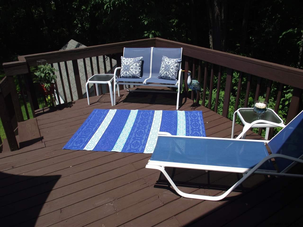 893 Randall Road Niskayuna, NY 12309 - Photo 18 of 23 Photo 18