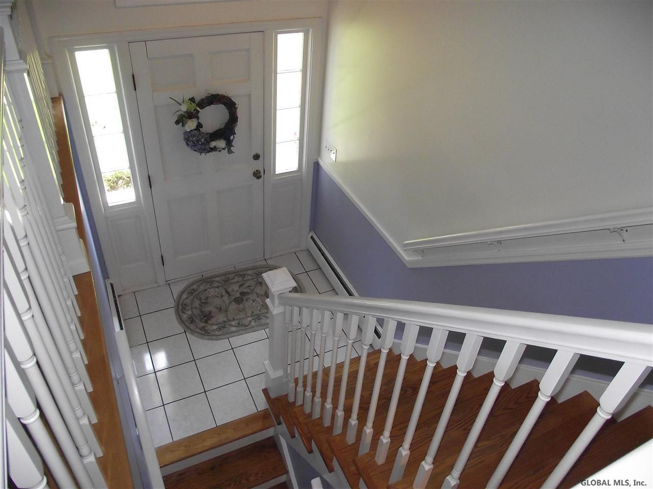 893 Randall Road Niskayuna, NY 12309 - Photo 6 of 23 Photo 6