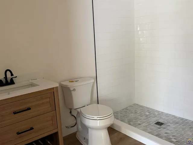 $349,000 | 406 Yuba Street, Burlington, KS 66839