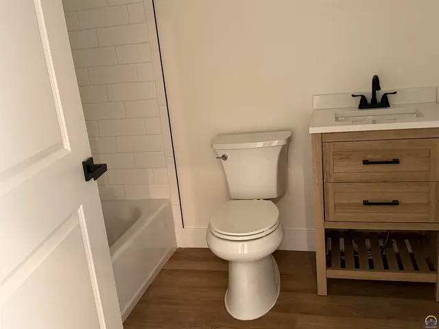 $349,000 | 406 Yuba Street, Burlington, KS 66839