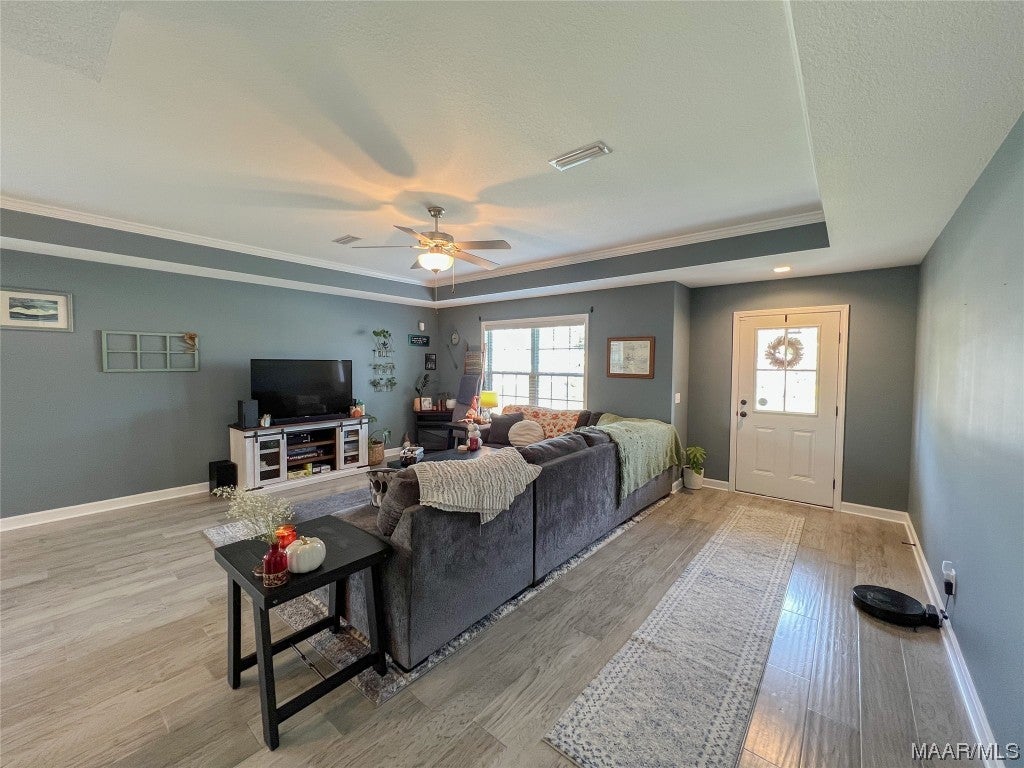 108 Longleaf Lane Enterprise, AL 36330 - Photo 5 of 42 Gallery Image 5