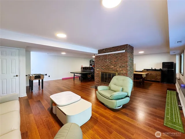 $2,100,000 | 4448 144th Avenue Southeast, Bellevue, WA 98006