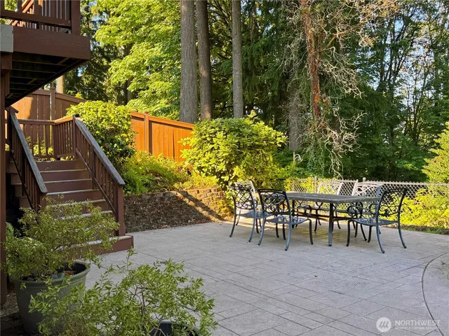 $2,100,000 | 4448 144th Avenue Southeast, Bellevue, WA 98006