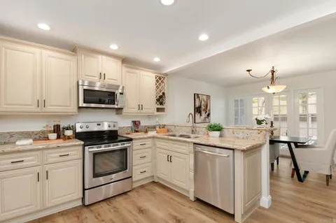 $899,000 | 6094 Cumulus Lane, San Diego, CA 92110
