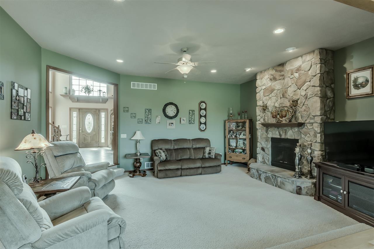 8173 Walnut Ridge Drive New Carlisle, IN 46552 - Photo 7 of 35