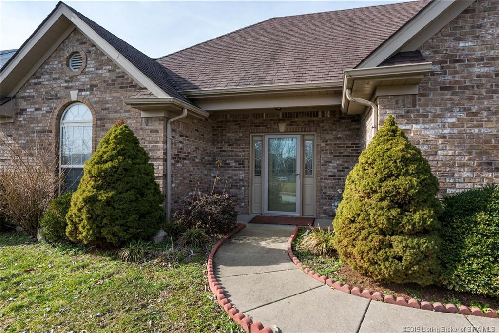 5528 Raintree Ridge Jeffersonville, IN 47130 - Photo 1 of 36 Gallery Image 1