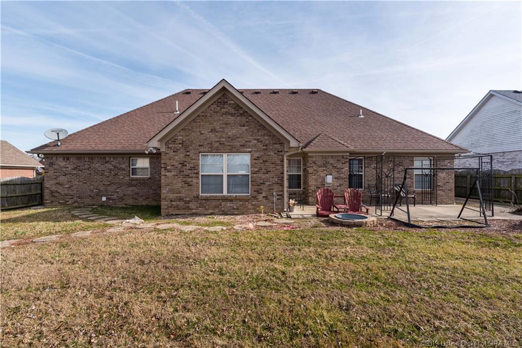 5528 Raintree Ridge Jeffersonville, IN 47130 - Photo 34 of 36 Gallery Image 34