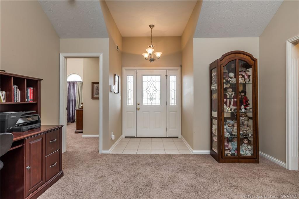 5528 Raintree Ridge Jeffersonville, IN 47130 - Photo 7 of 36 Gallery Image 7