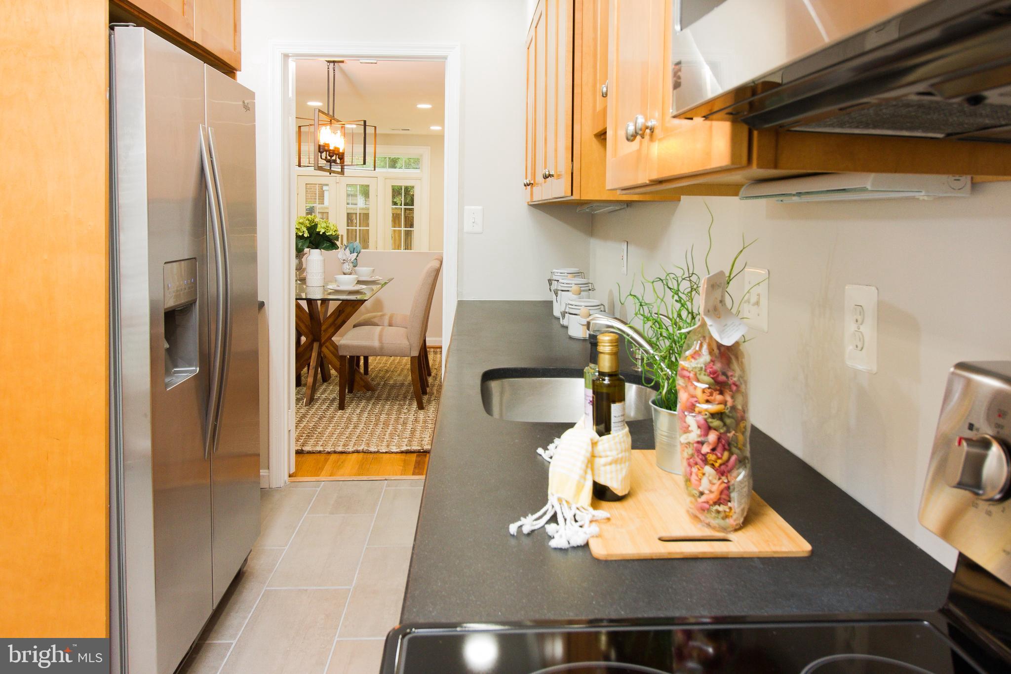 438 West Glebe Road Alexandria, VA 22305 - Photo 15 of 38