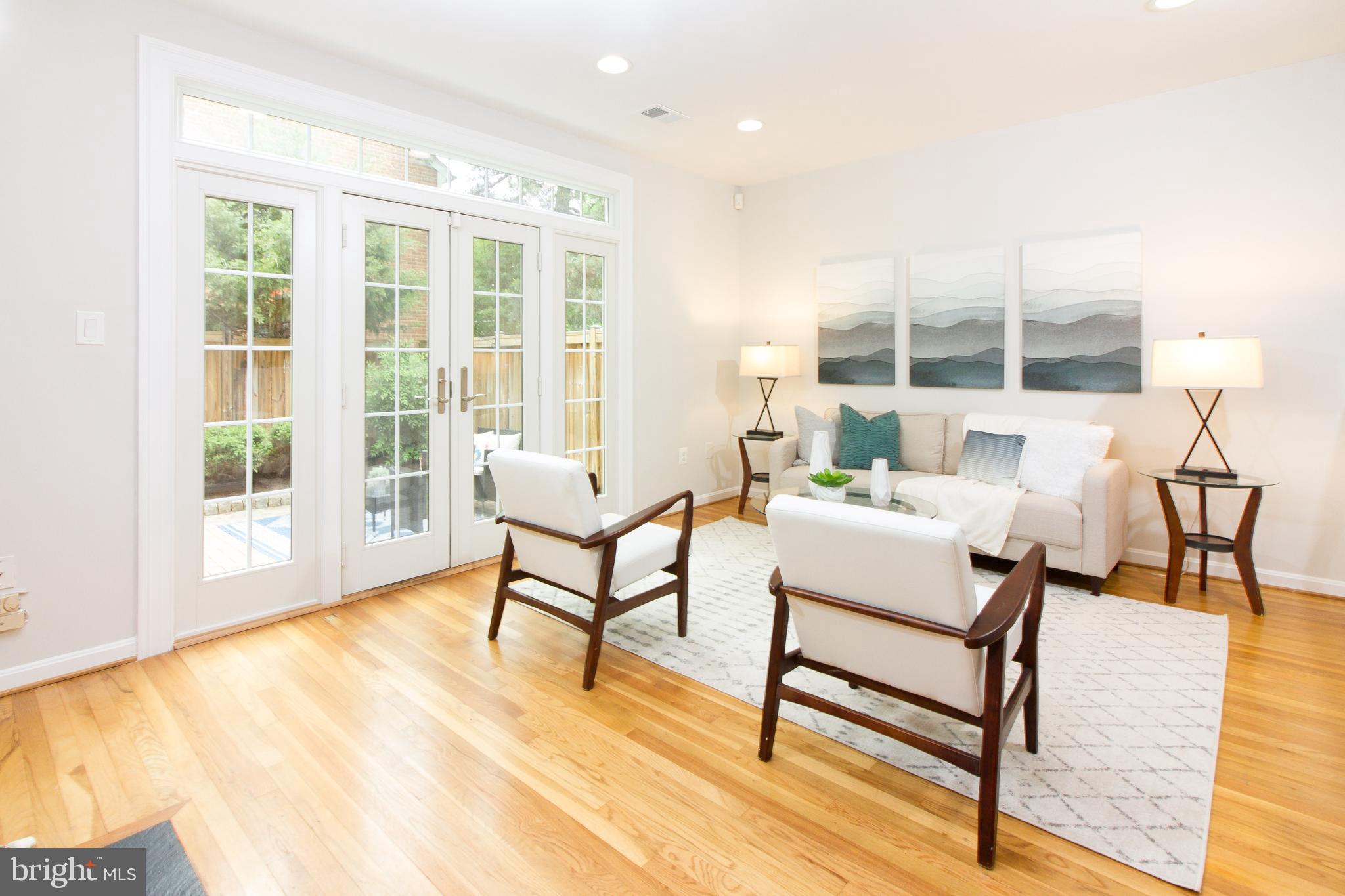 438 West Glebe Road Alexandria, VA 22305 - Photo 3 of 38