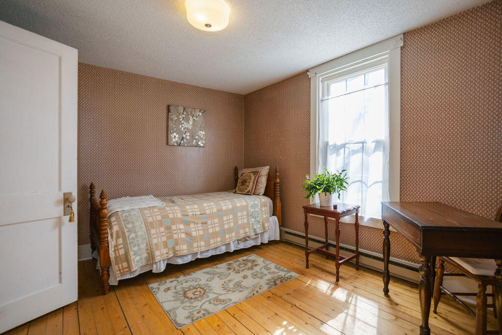 140 Maple Avenue Farmington, ME 04938 - Photo 29 of 63 taylor-kaminsky-photo-27